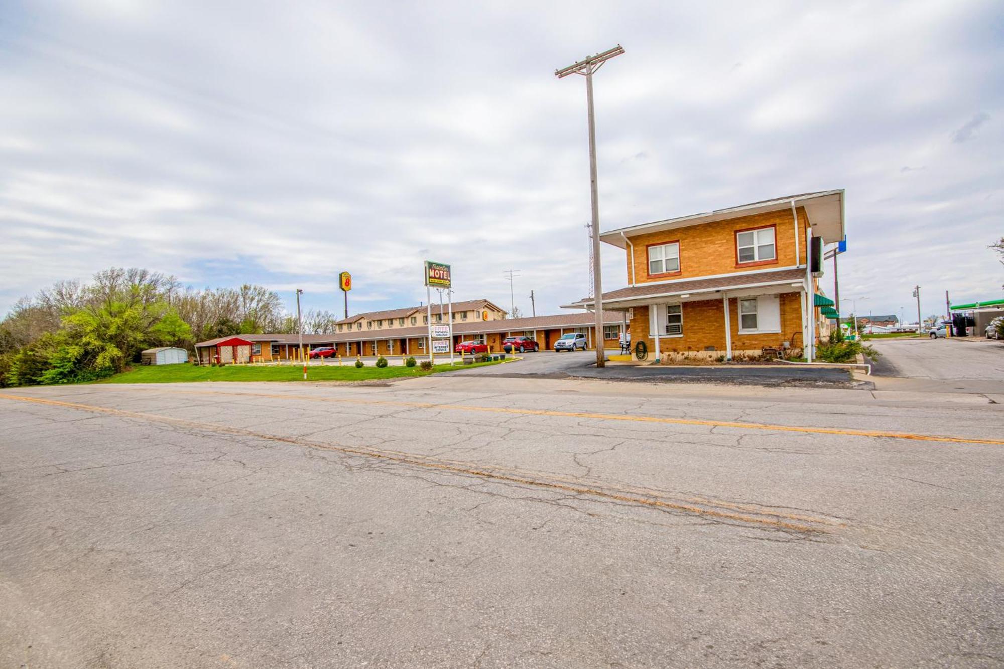 Oyo Travelier Motel Macon Exterior photo